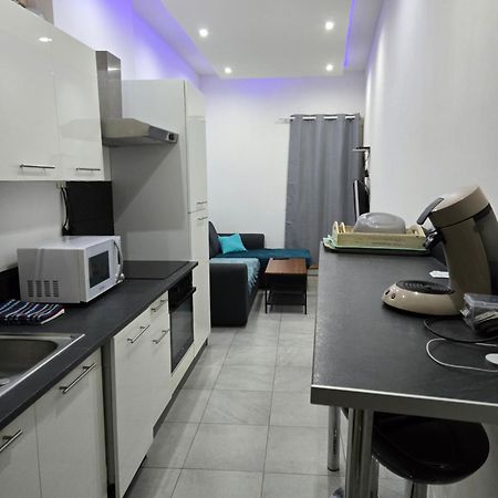 Appart 40m2 indépendant, confortable avec terasse Lunel  Extérieur photo