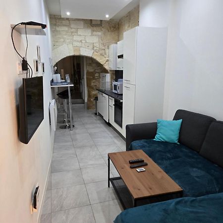 Appart 40m2 indépendant, confortable avec terasse Lunel  Extérieur photo