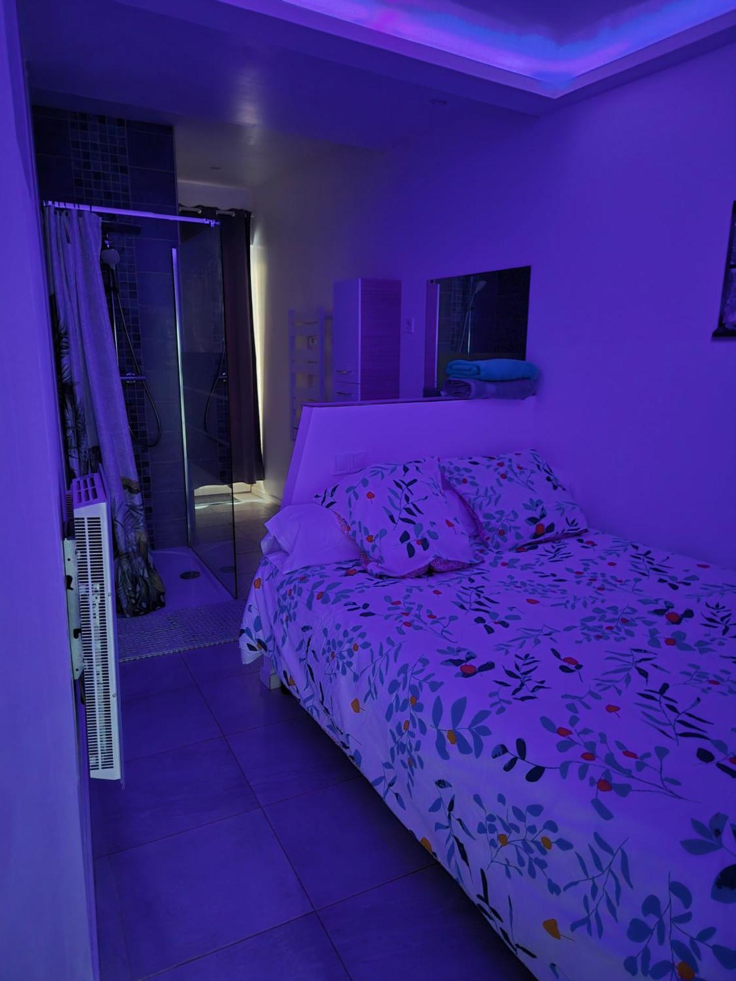 Appart 40m2 indépendant, confortable avec terasse Lunel  Extérieur photo
